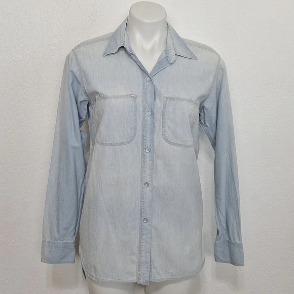 Madewell Blue Light Wash Coastal Grunge Chambray Denim Button Down Shirt Size XS - Picture 1 of 9